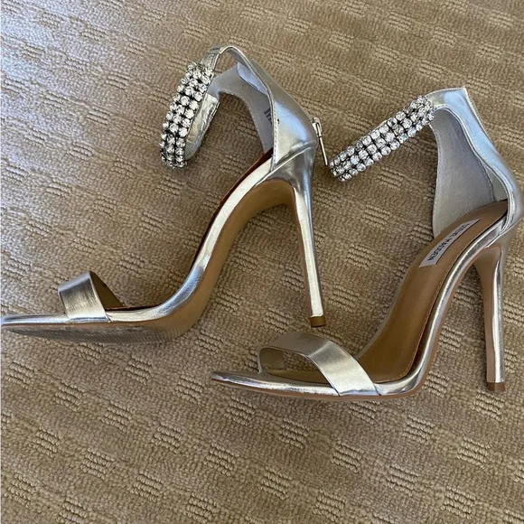 Steve Madden zip up Diamonte heels size 8 - Picture 1 of 4